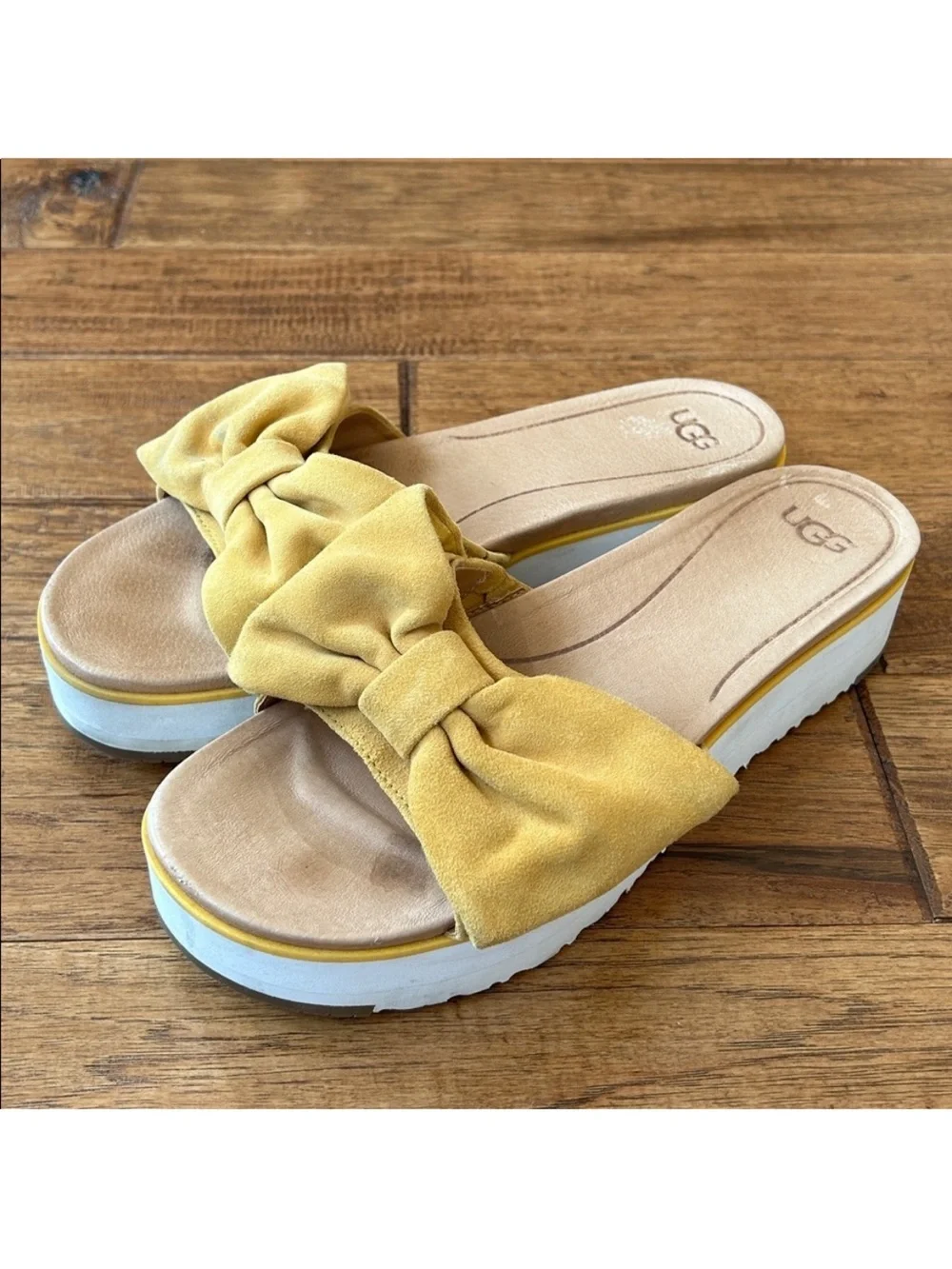 UGG Joan Platform Slide Sandals Sunflower Yellow Suede Bow Detail Size 11